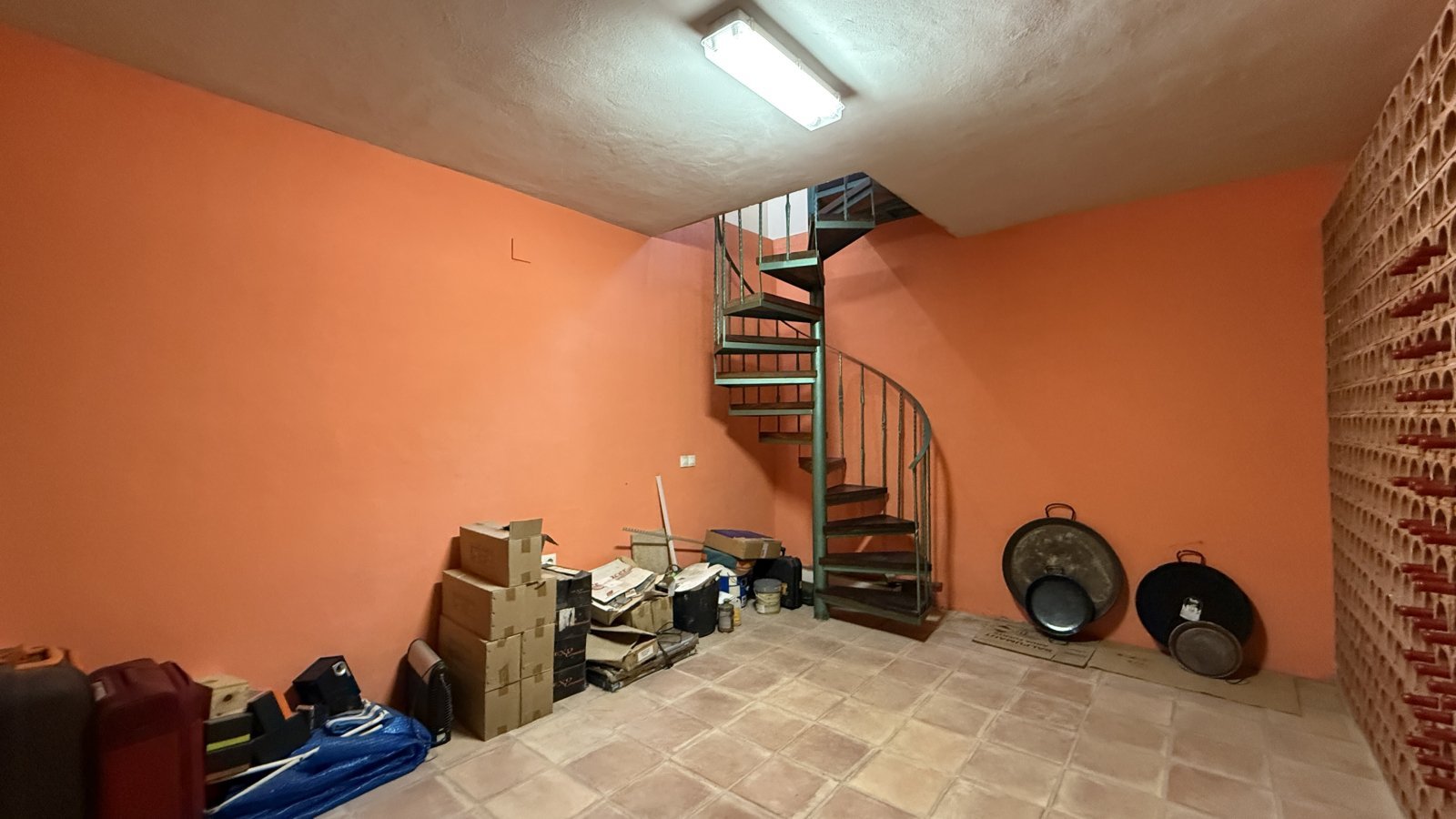 Exklusive Villa im mediterranen Stil, die Luxus, Energieeffizienz und hochwertige Materialien vereint