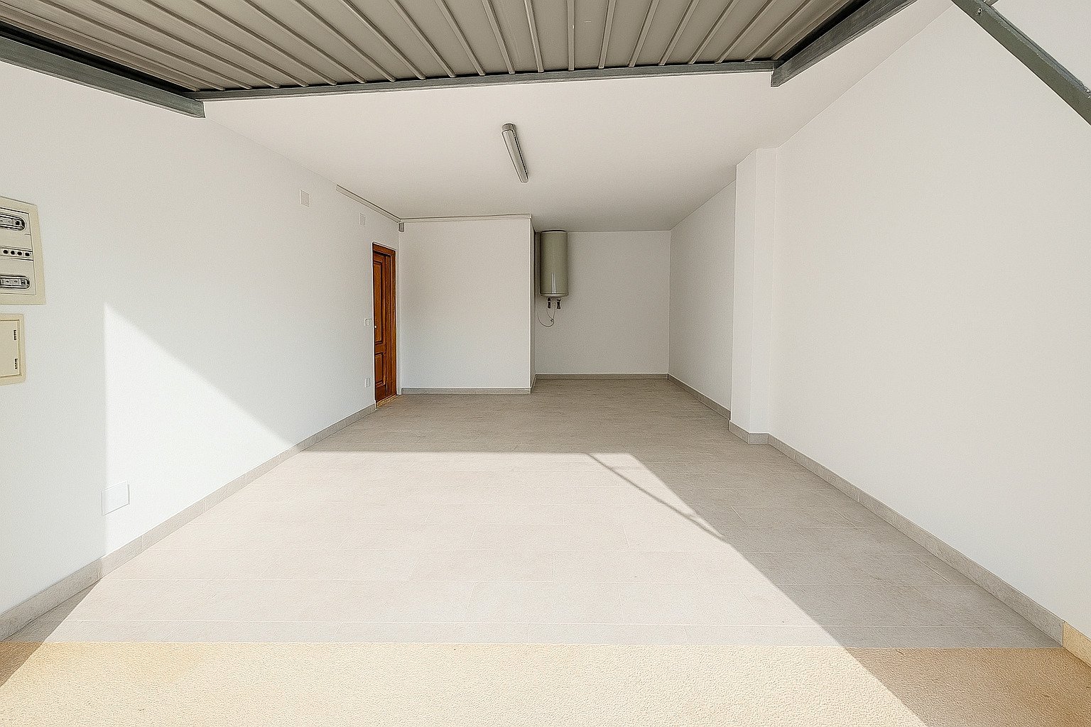 Villa in La Sella mit 4 Schlafzimmern, 4 Bädern, Touristenlizenz sowie Golf- und Meerblick