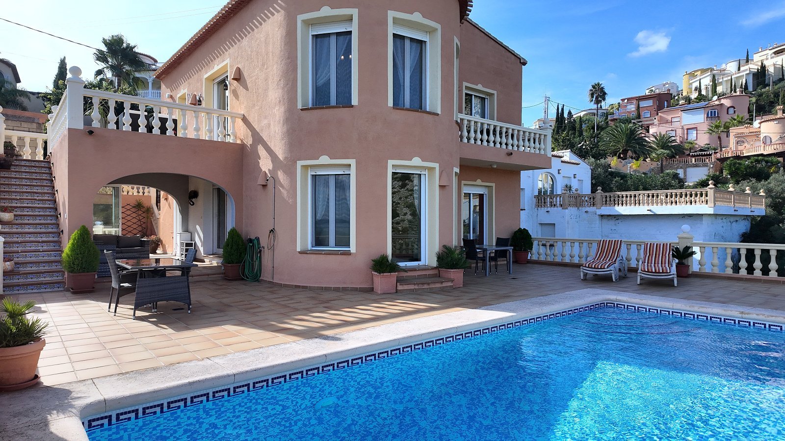 Sanet y Negrals: Panoramablick und zwei unabhängige Wohneinheiten in perfektem Zustand 